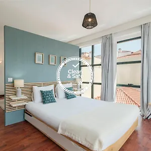 Pelourinho By An Island Apartment